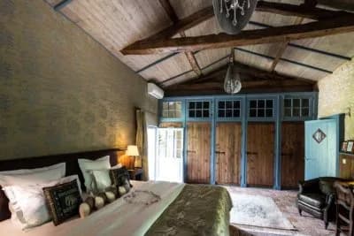 Photo Portail en marais Poitevin - Suite Ostence n°4