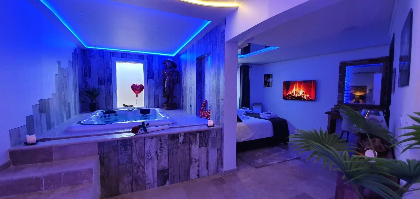 Photo Loveroom La Garçonn’Hyères n°0