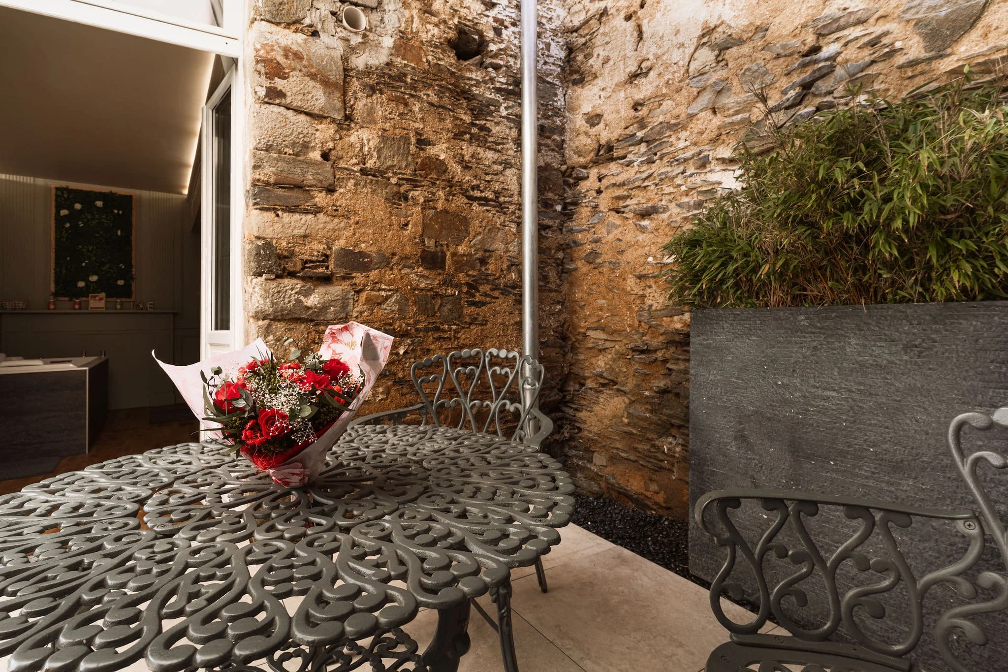 Photo Le Love Castel – Suite romantique avec spa, hammam, sauna et pièce secrète n°10