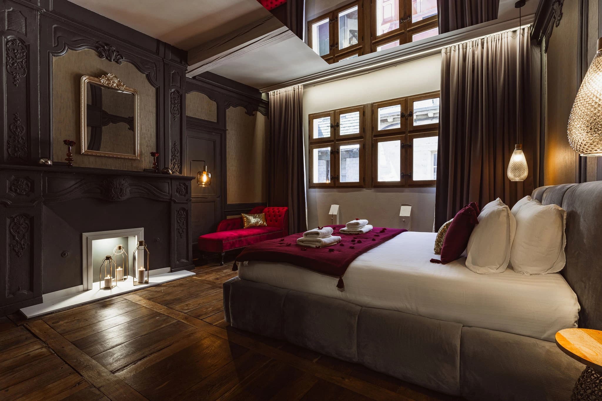 Photo Le Love Castel – Suite romantique avec spa, hammam, sauna et pièce secrète n°11