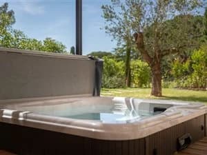 Photo La Roseraie, gîte romantique n°0