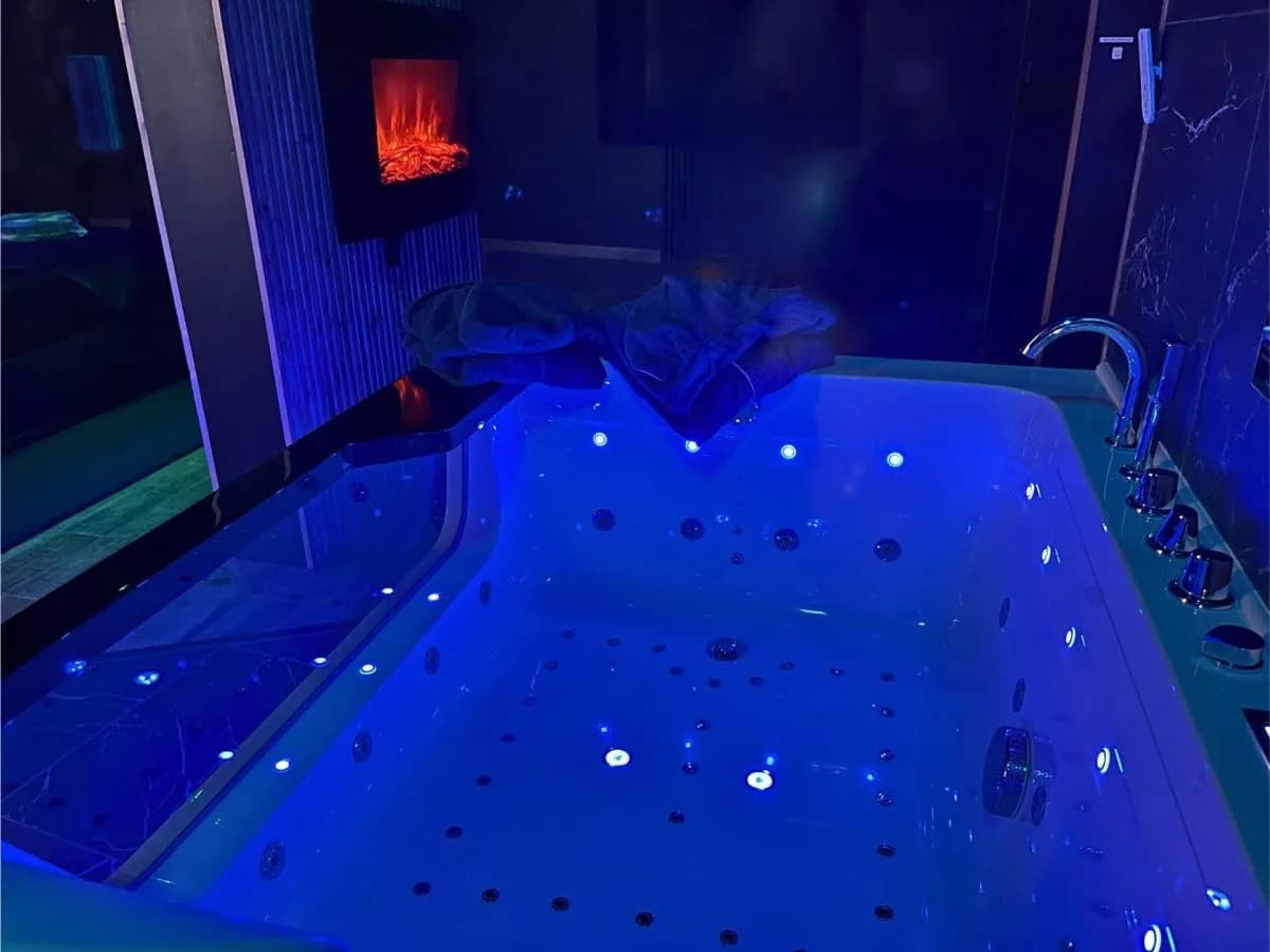 Photo Suite Casanova - Doux Bleu Jeux n°3