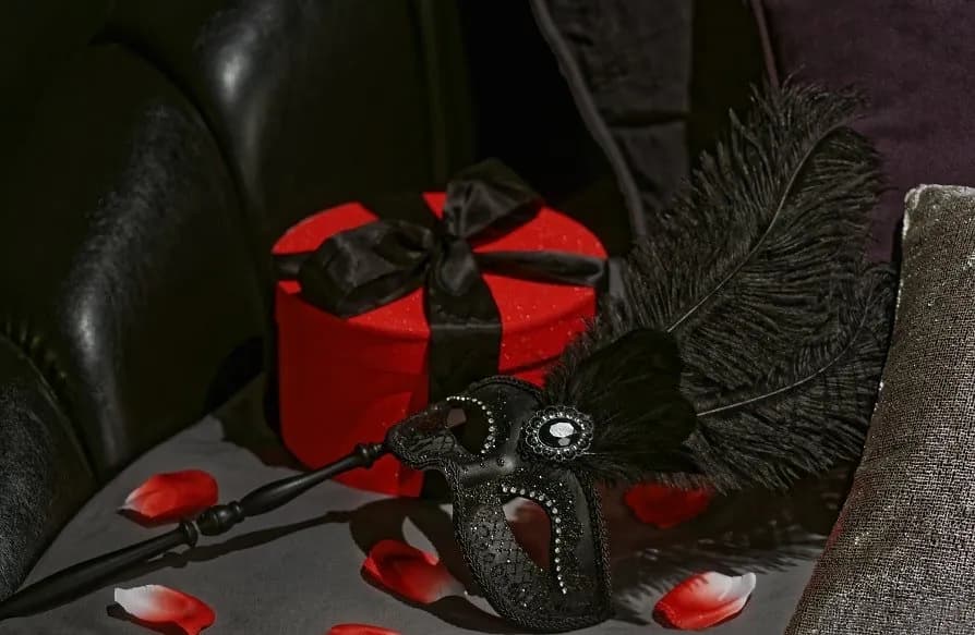 Photo Les folies d’Hélène - Suite Masquée n°7