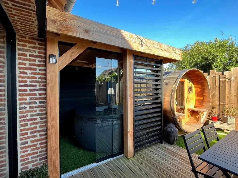Photo Gîtes de La Gasteleine - Côté Sauna et Jacuzzi n°4