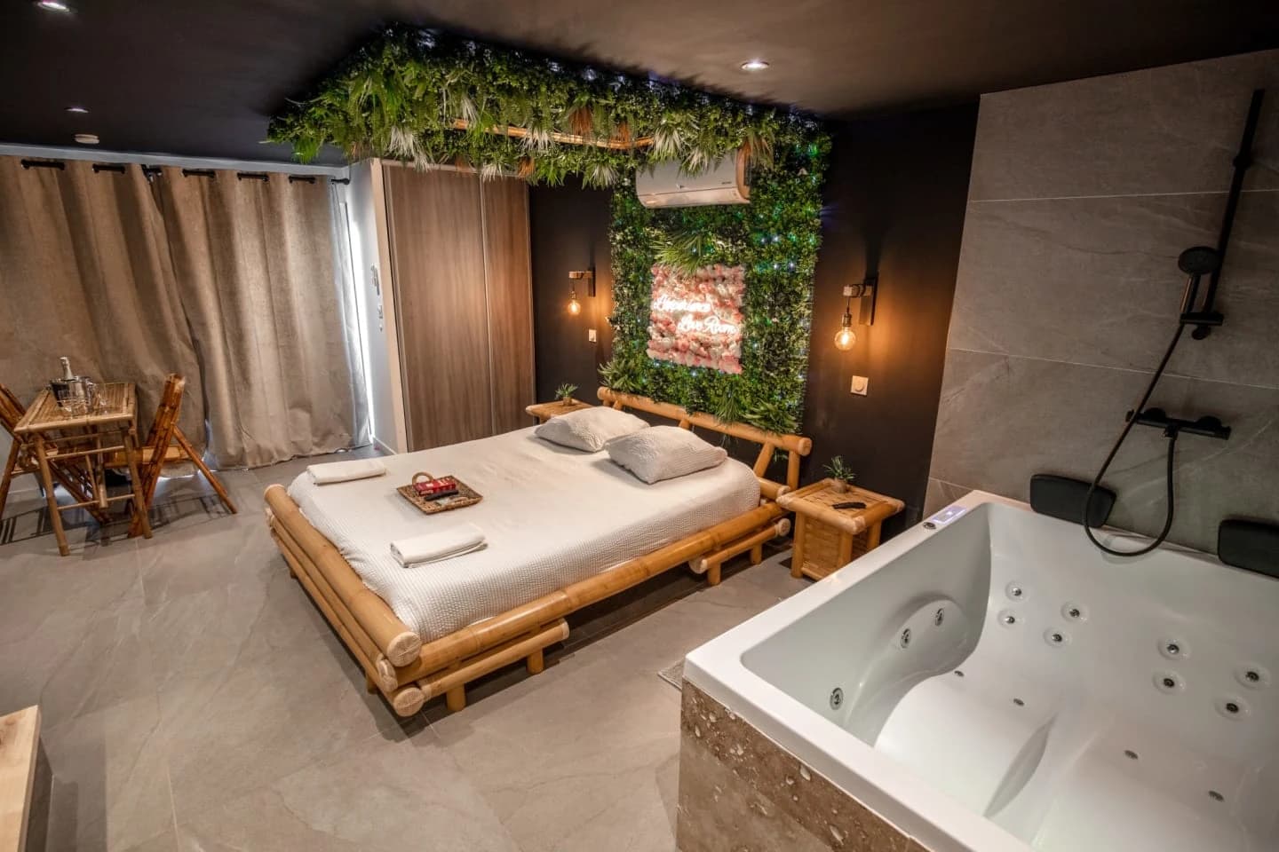 Photo L'expérience Love Room jungle n°2