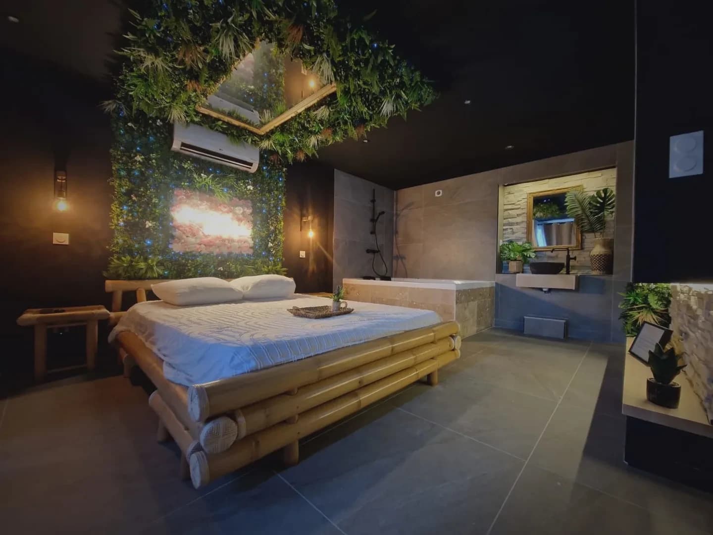 Photo L'expérience Love Room jungle n°4