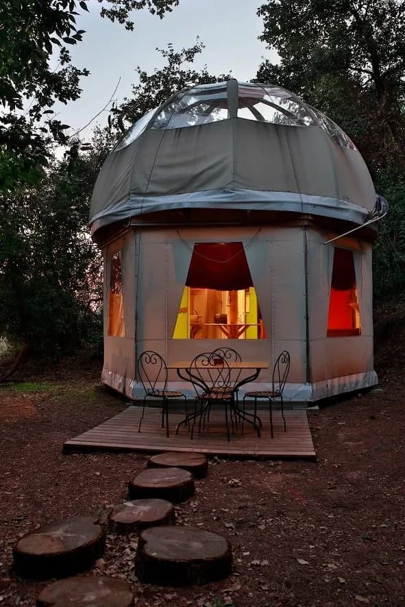 Photo Domaine de la tuilière - Wigwam perché avec Spa privatif n°0
