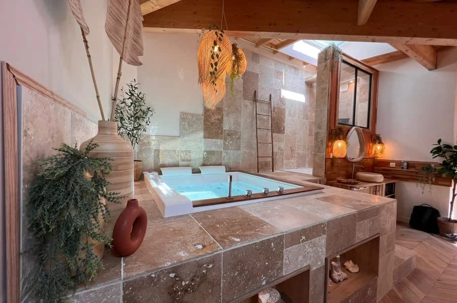 Photo Les petits plaisirs - Love room Suite Bali n°1