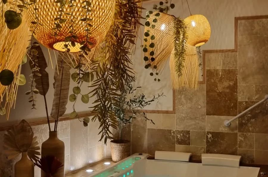 Photo Les petits plaisirs - Love room Suite Bali n°4