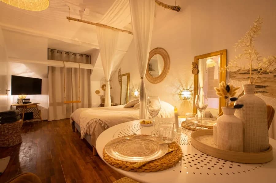 Photo Les petits plaisirs - Love room Bohême n°2